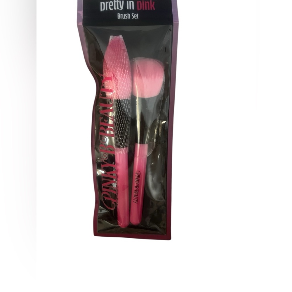 New!!! Pretty in Pink - Brush
Set
